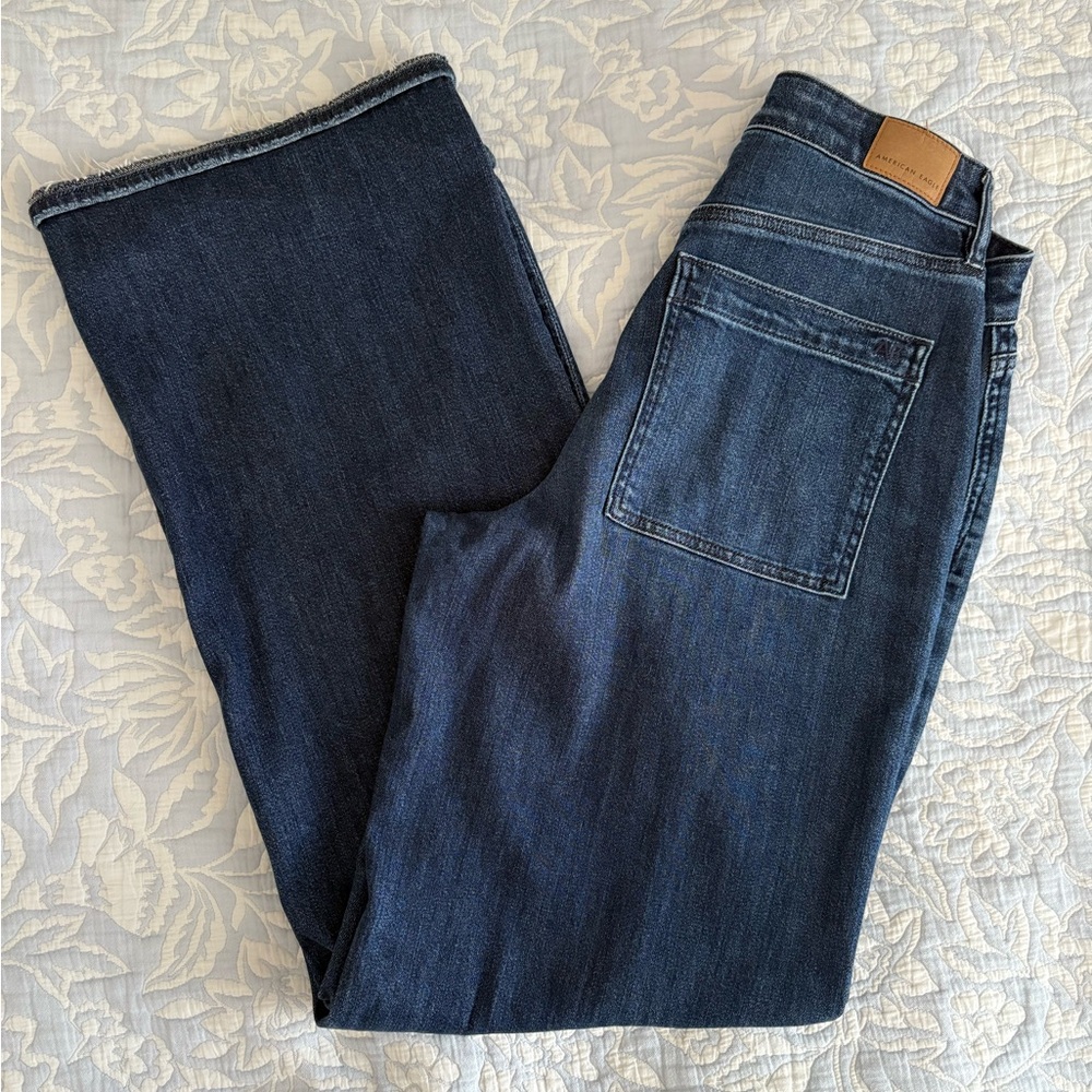 American Eagle Outfitters Dark Blue Wide-Legged Jeans